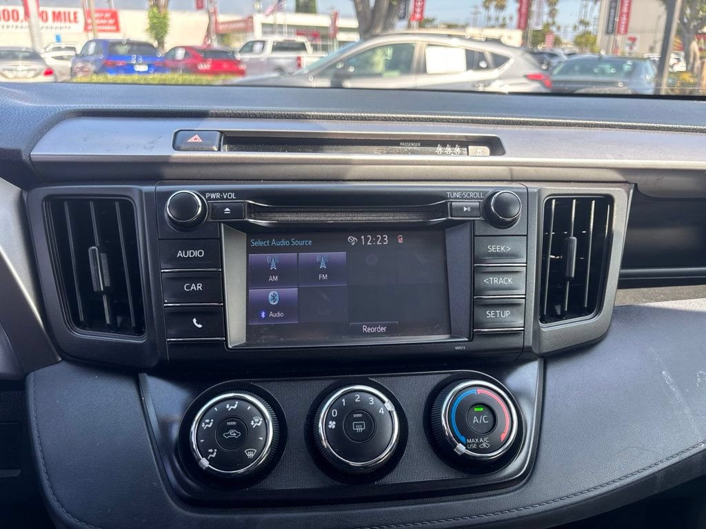 Used 2018 Toyota RAV4 LE w/ All Weather Liner Package FWD image 19