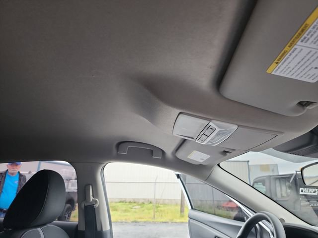 Used 2024 Nissan Sentra SV image 16