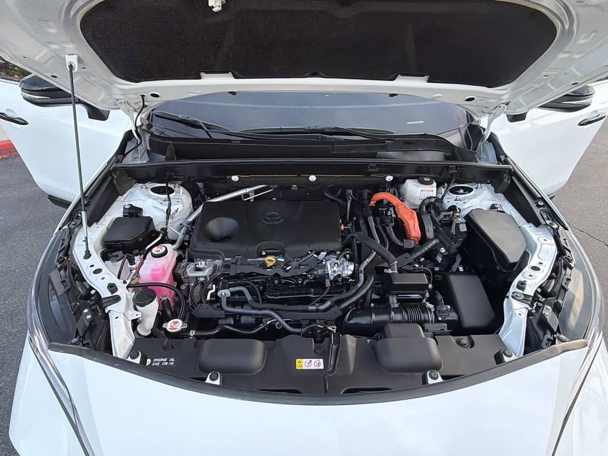 Used 2024 Toyota Venza Nightshade AWD/4WD image 33