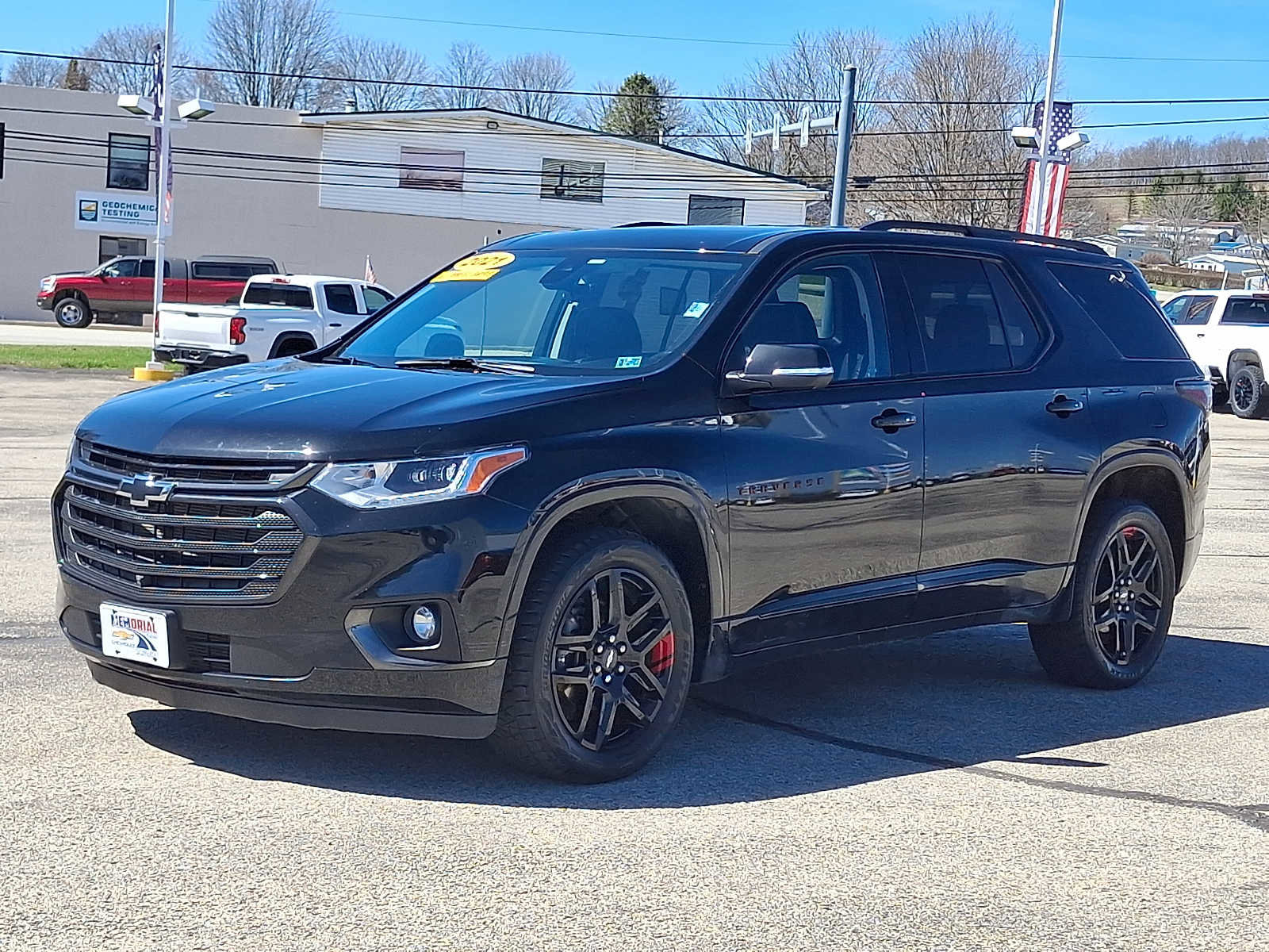Used 2021 Chevrolet Traverse Premier w/ Redline Edition AWD/4WD image 4