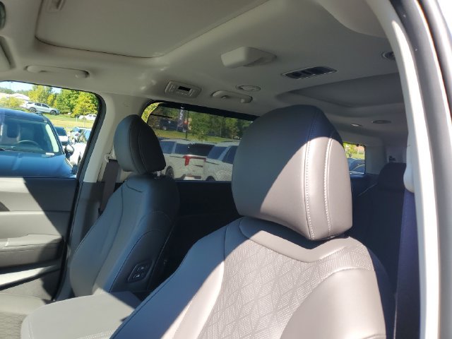 New 2027 Kia Carnival SX FWD image 22