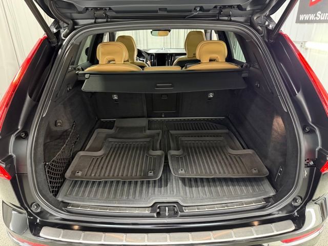 Used 2021 Volvo XC60 T8 Inscription w/ Advanced Package image 9