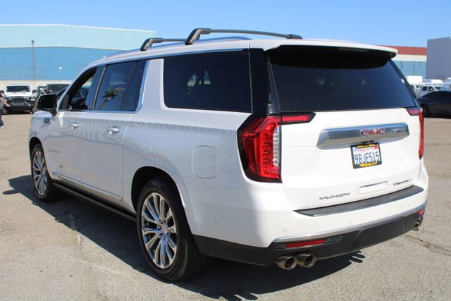 Used 2022 GMC Yukon XL Denali w/ Denali Premium Package AWD/4WD image 6