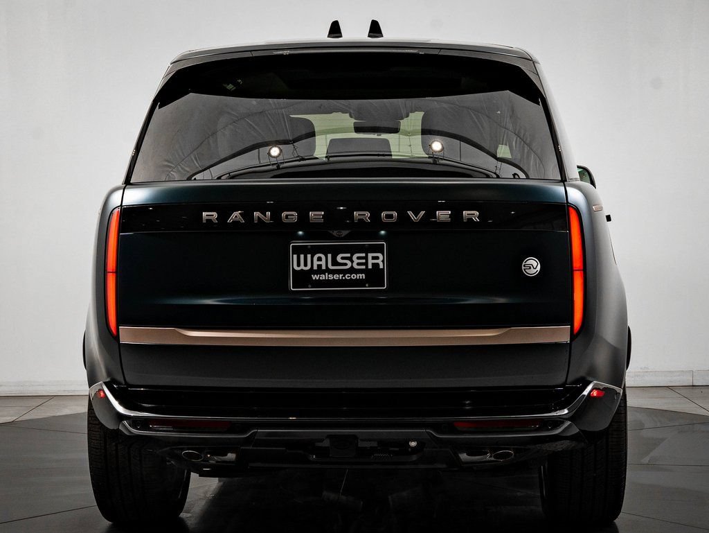 New 2026 Land Rover Range Rover SV AWD/4WD image 10