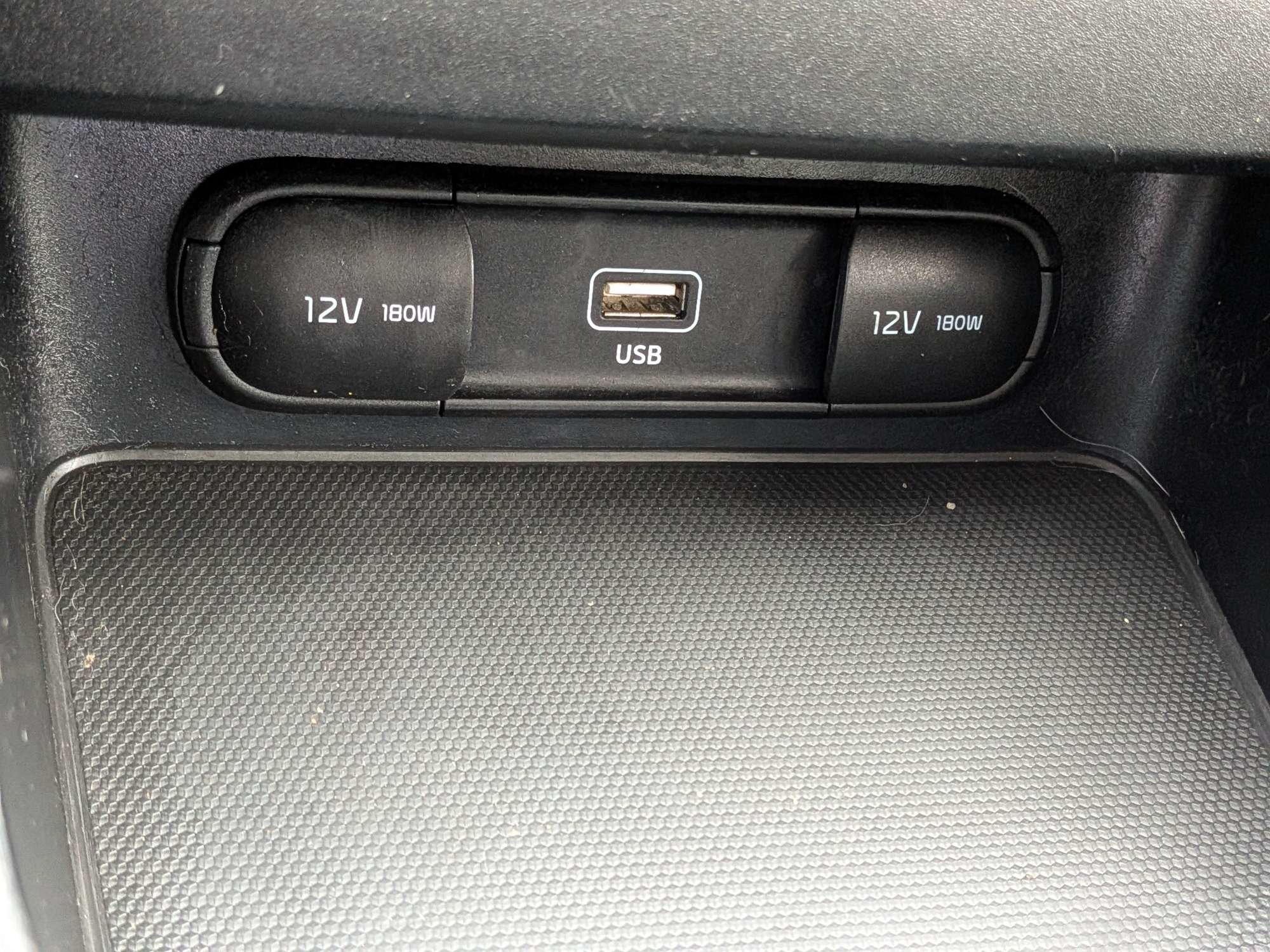 Used 2023 Kia Forte LXS w/ LXS Technology Package FWD image 25