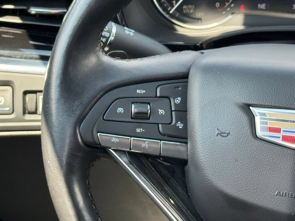 Certified 2023 Cadillac XT6 Premium Luxury FWD image 24