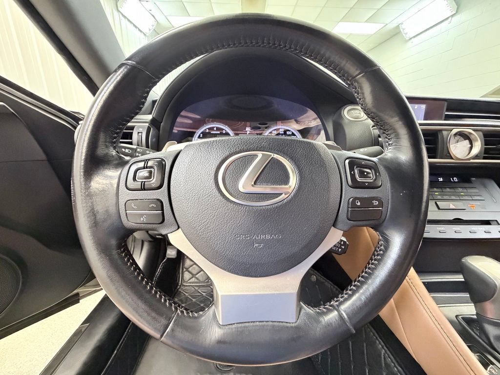 Used 2016 Lexus RC 200t w/ Accessory Package 2 RWD image 31