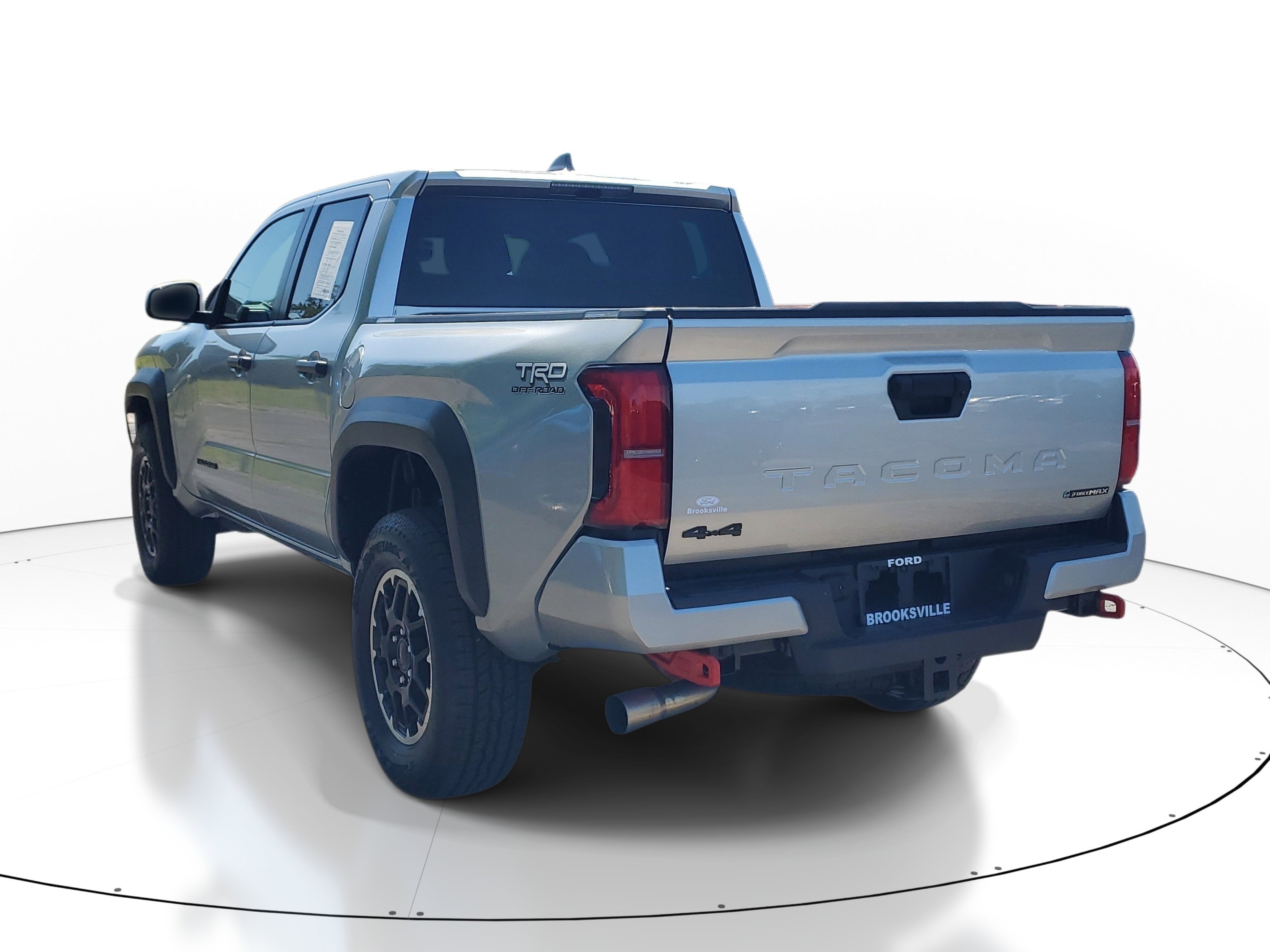 Used 2025 Toyota Tacoma TRD Off-Road AWD/4WD image 4