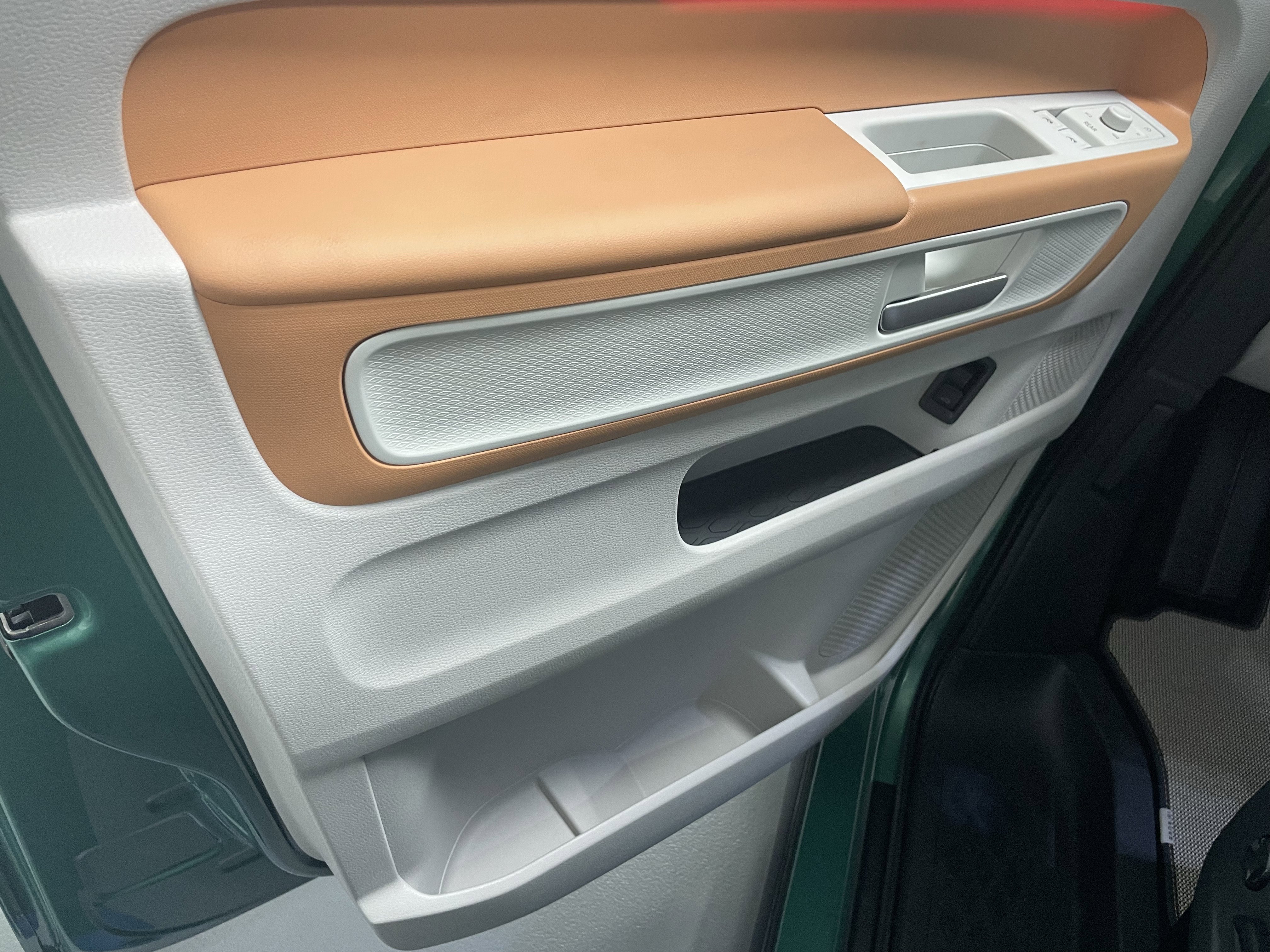 New 2025 Volkswagen ID. Buzz Pro S Plus image 5