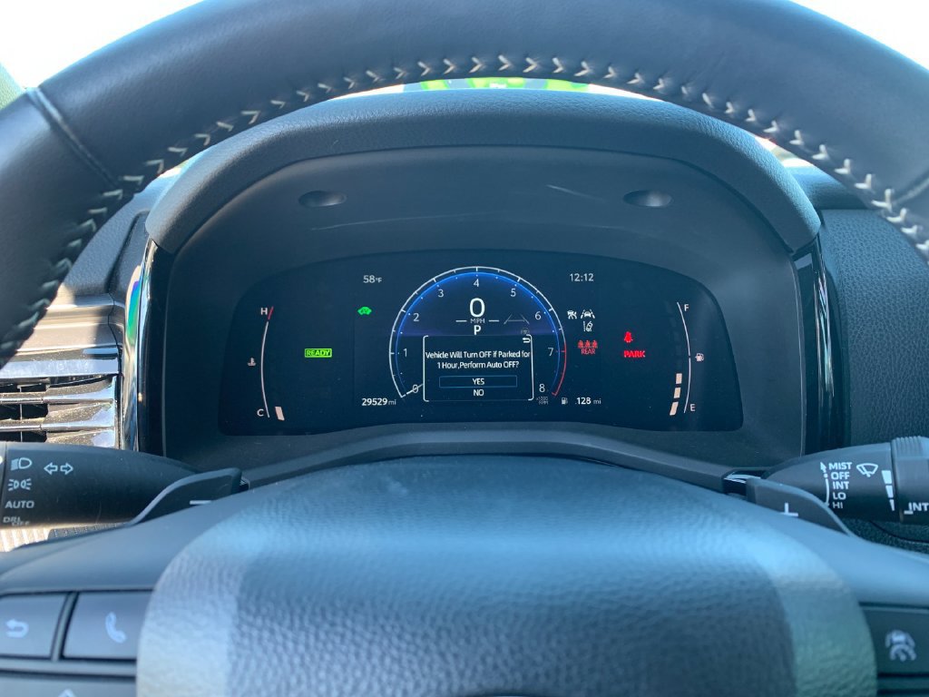 Used 2025 Toyota Camry SE w/ Convenience Package FWD image 29