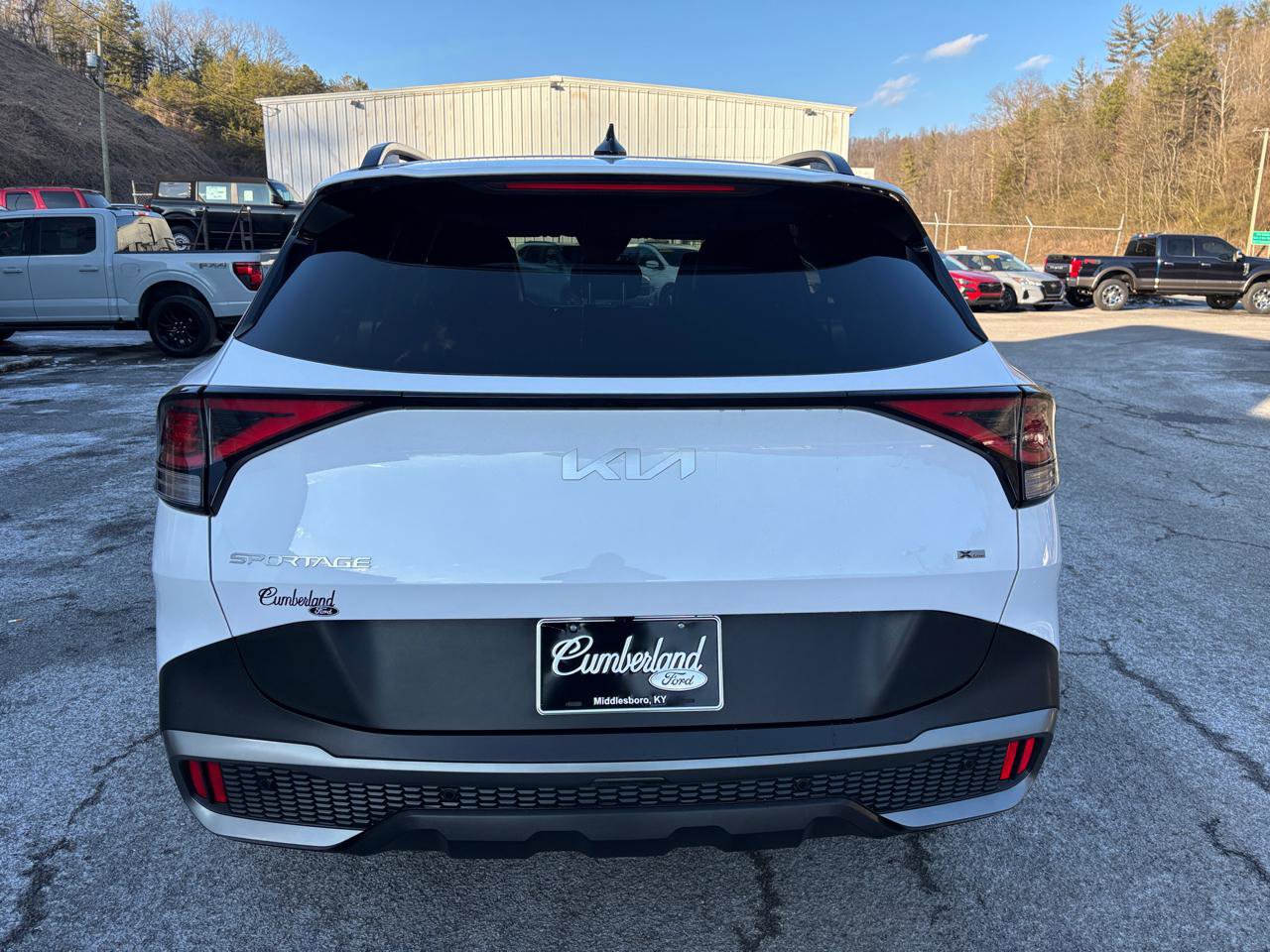 Used 2024 Kia Sportage X-Line w/ X-Line Premium Package image 3