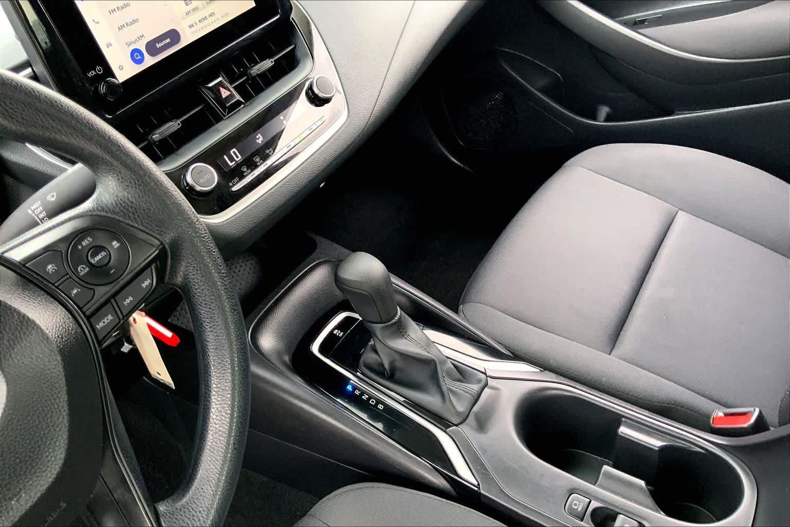 Used 2025 Toyota Corolla LE FWD image 16