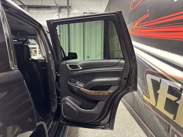 Used 2015 GMC Yukon Denali w/ Premium Package AWD/4WD image 24