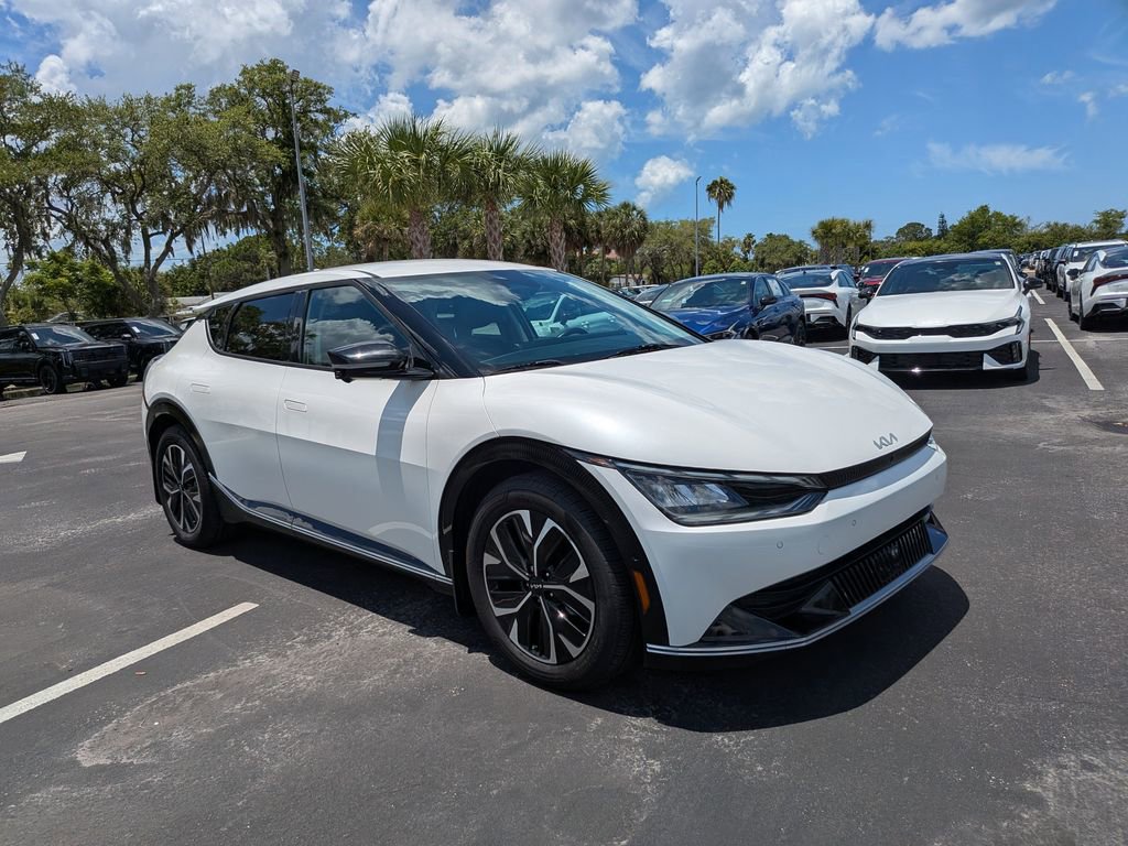 Certified 2022 Kia EV6 Wind w/ Wind Technology Package AWD/4WD image 2