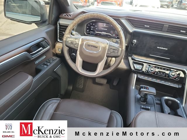 Used 2025 GMC Sierra 1500 Denali w/ Denali Reserve Package AWD/4WD image 24