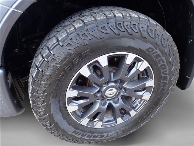 Used 2018 Nissan Titan PRO-4X w/ Pro-4x Convenience Package AWD/4WD image 7
