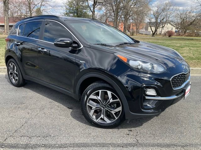 Used 2021 Kia Sportage EX w/ EX Technology Package image 2