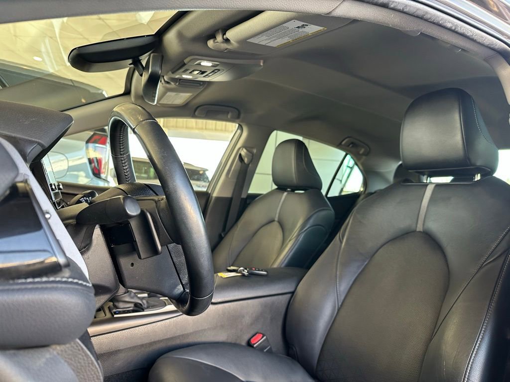 Used 2021 Toyota Camry XSE w/ Cold Weather Package image 14