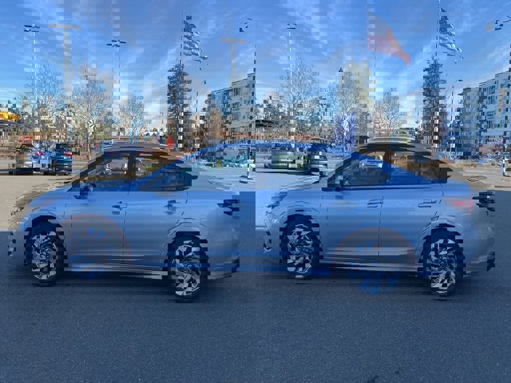 Used 2023 Subaru Legacy Limited image 2