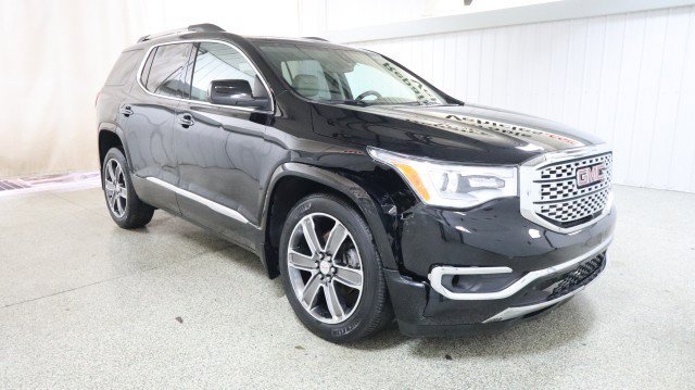 Used 2017 GMC Acadia Denali w/ Technology Package image 5