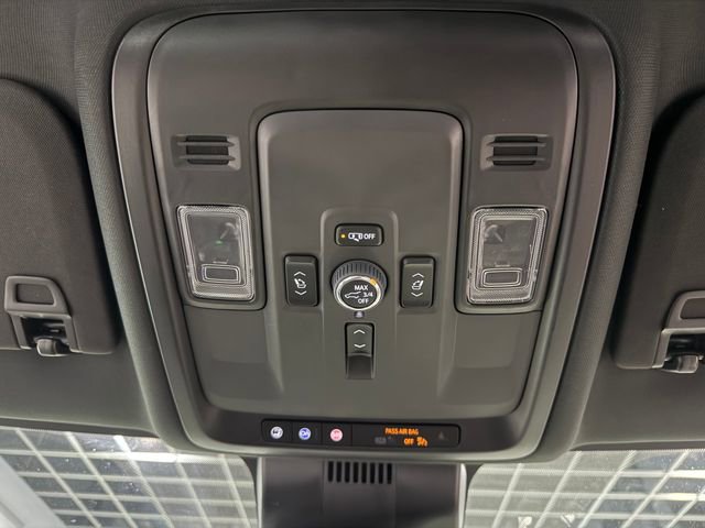 Certified 2025 GMC Yukon Denali image 24