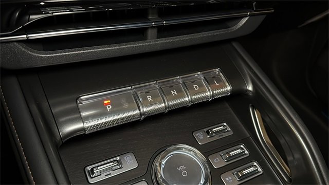 New 2026 Lincoln Nautilus Reserve image 24