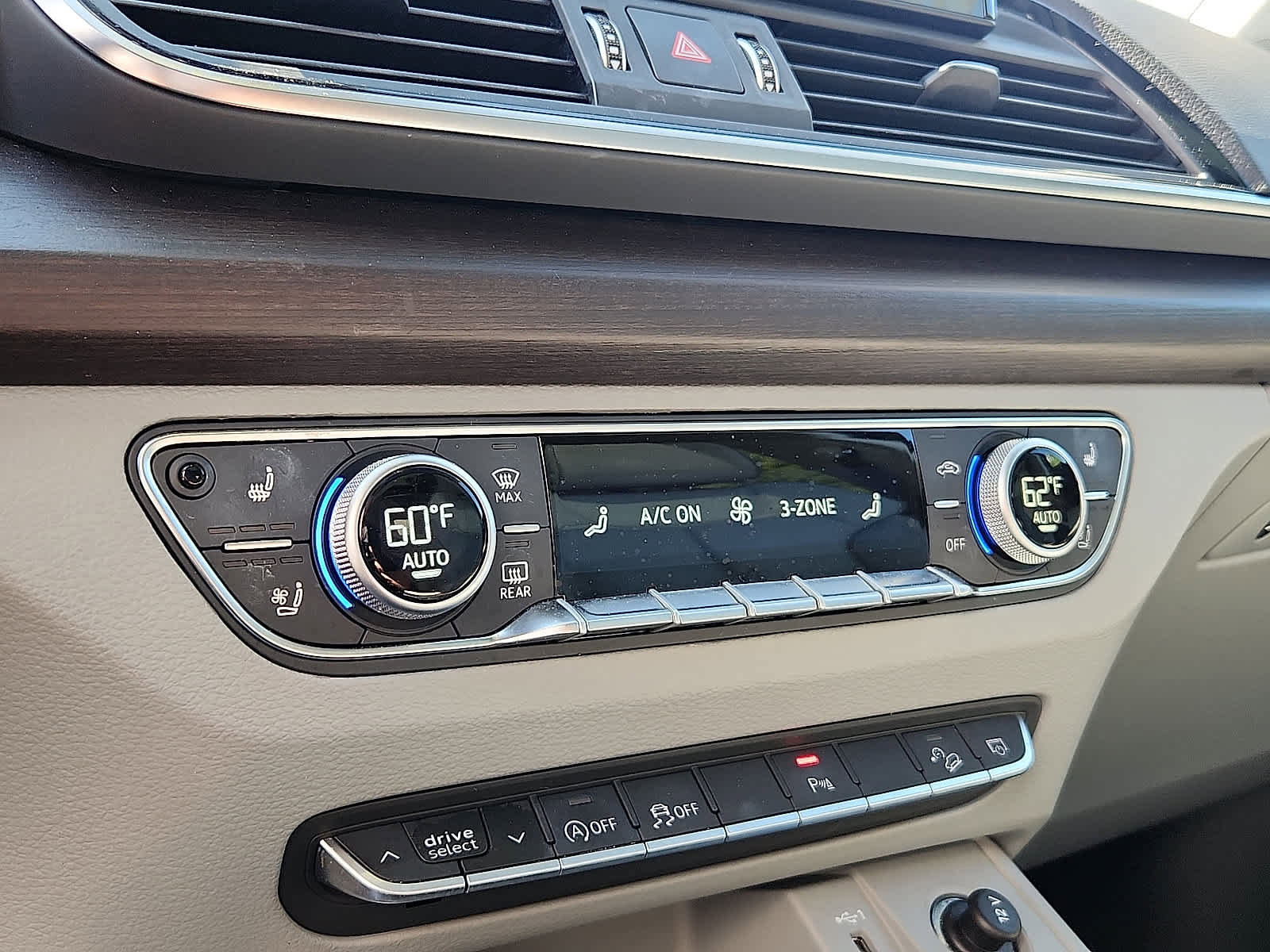 Used 2023 Audi Q5 2.0T Premium Plus w/ Premium Plus Package image 18