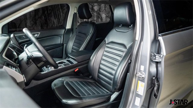 Used 2021 Ford Edge SEL image 2