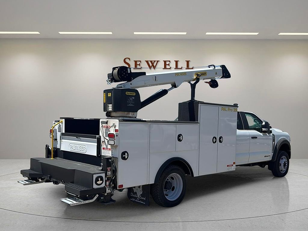 New 2024 Ford F550 4x4 SuperCab Super Duty image 5