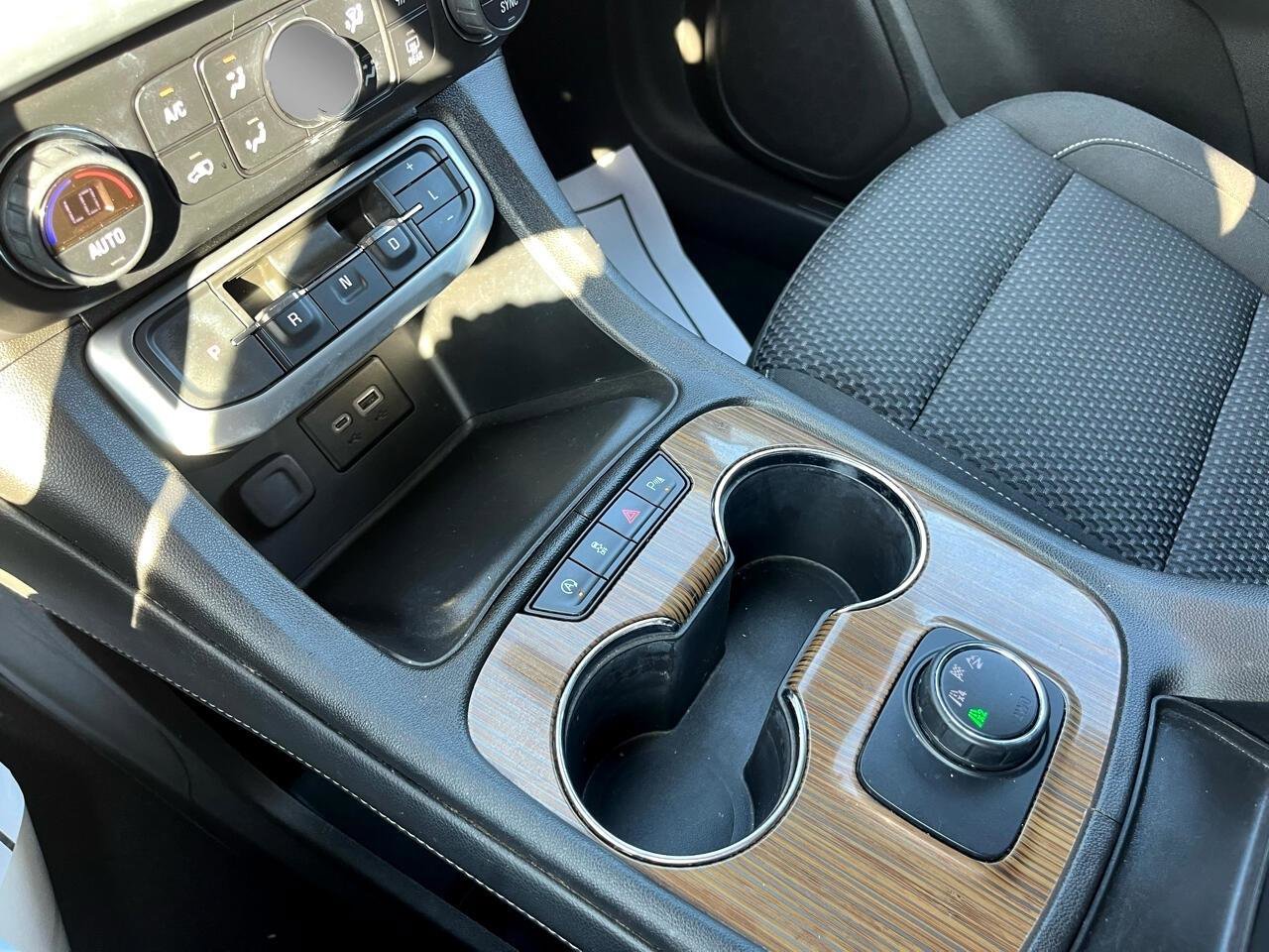 Used 2020 GMC Acadia SLE image 19