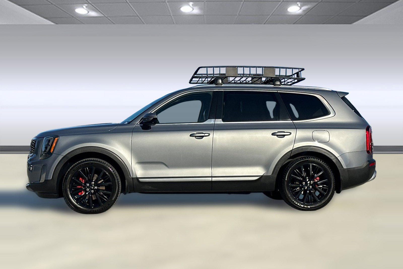 Used 2020 Kia Telluride SX w/ SX Prestige Package AWD/4WD image 2