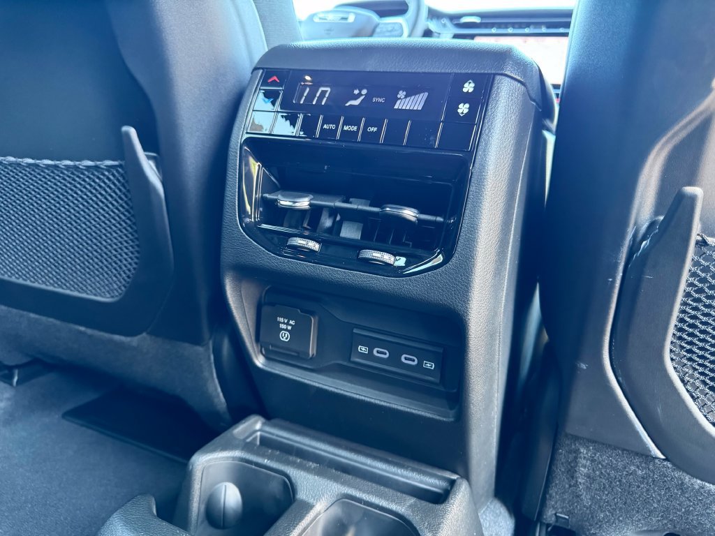 New 2027 Jeep Grand Cherokee L Limited AWD/4WD image 13
