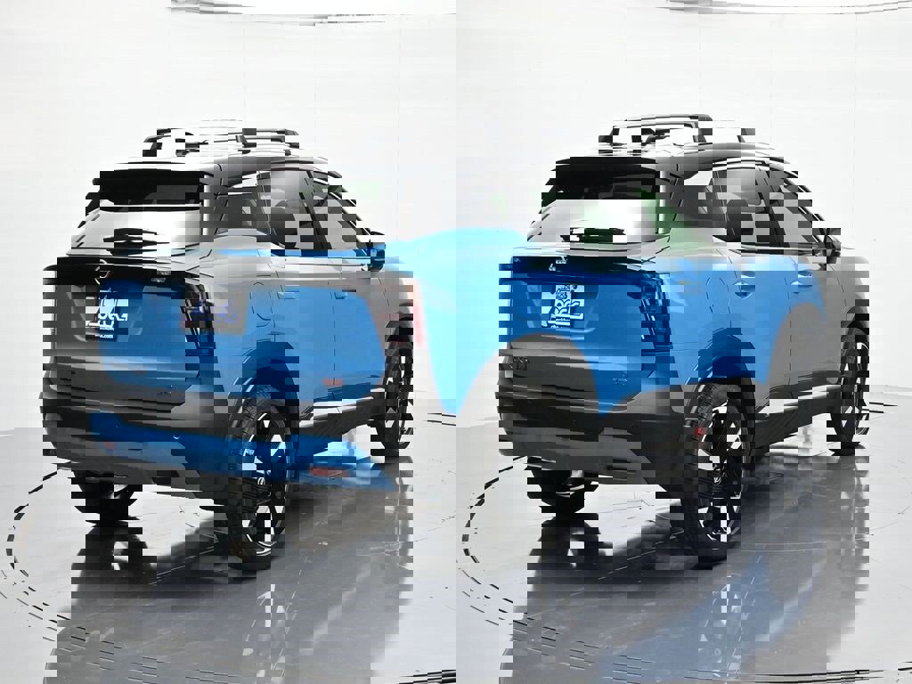 New 2026 Nissan Kicks SR image 5