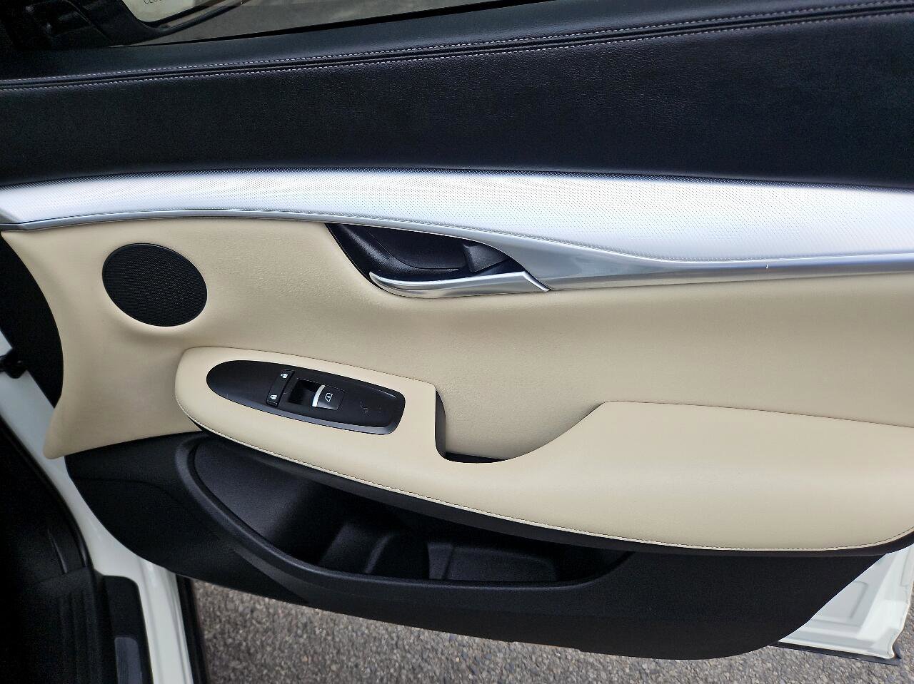 Used 2021 INFINITI QX50 Essential w/ Convenience Package image 21