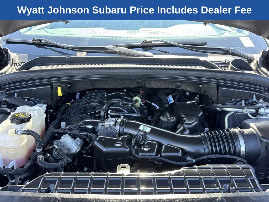 Used 2025 Jeep Grand Cherokee L Limited AWD/4WD image 29