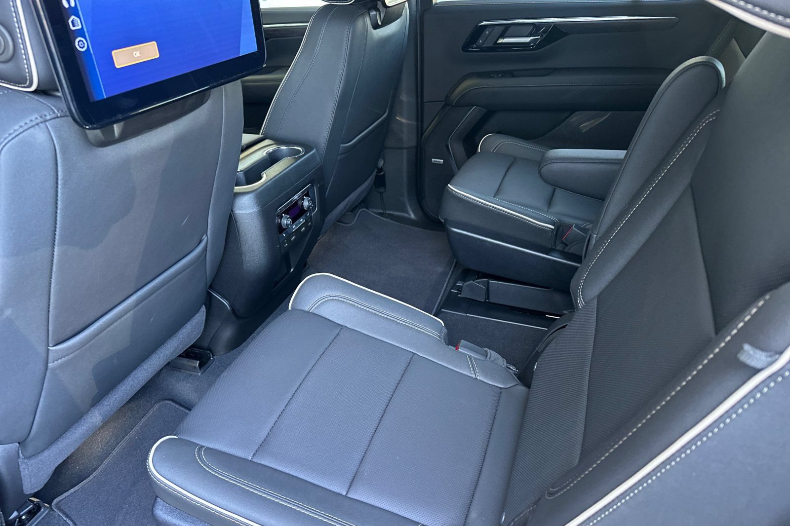 New 2026 Chevrolet Tahoe Premier RWD image 13