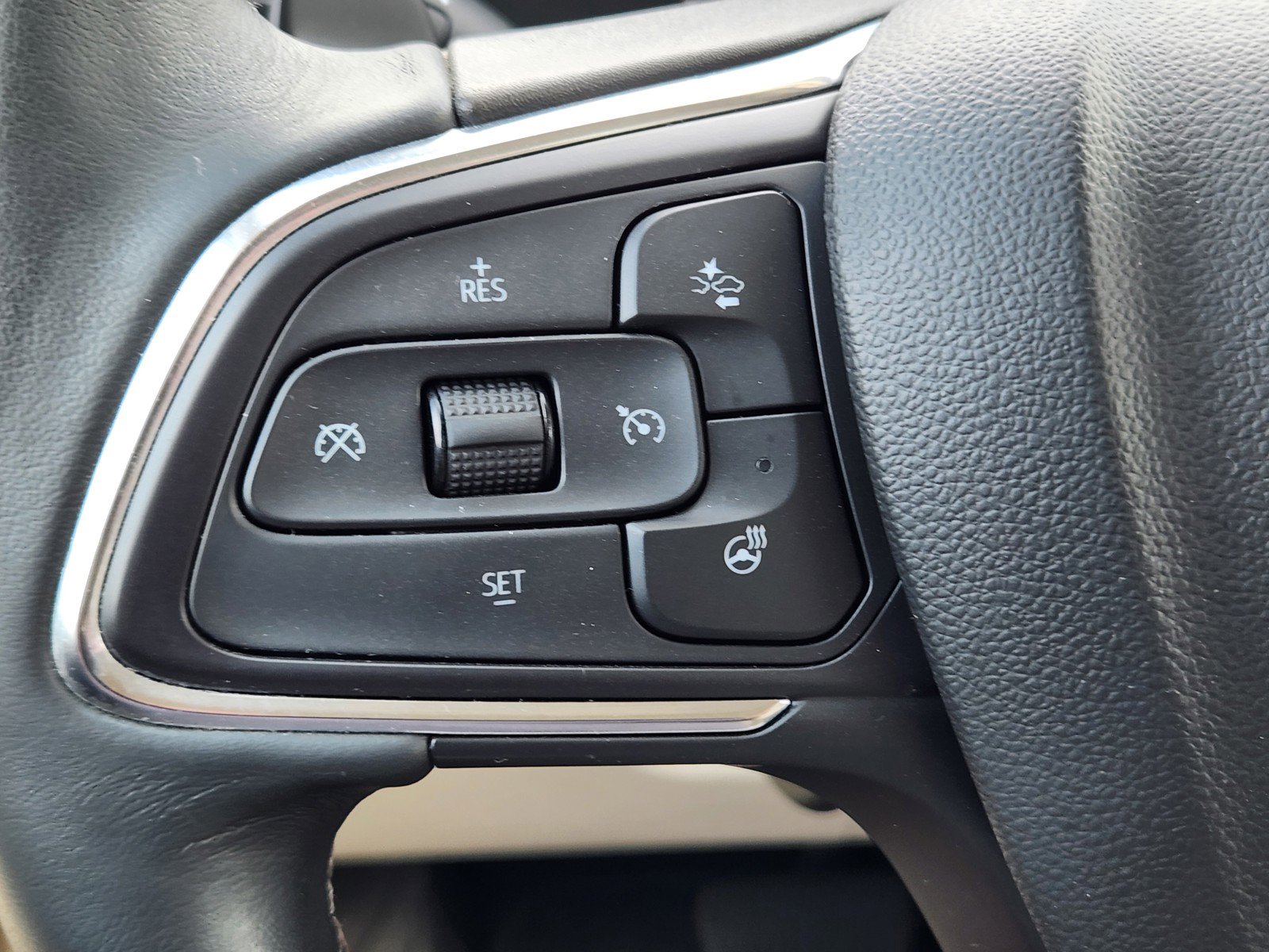 Used 2023 Buick Envision Avenir FWD image 23