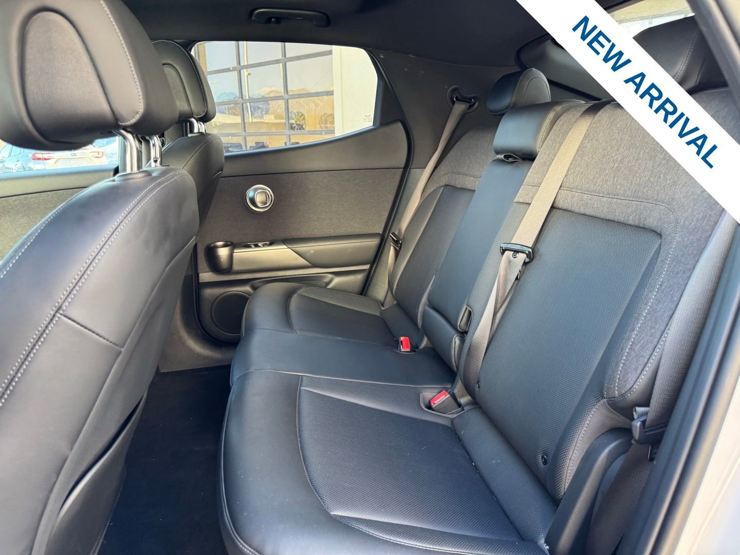 Used 2025 Genesis GV60 Advanced image 14