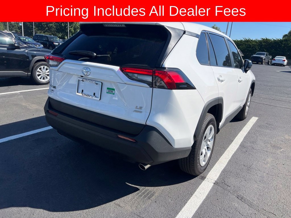 Used 2025 Toyota RAV4 LE AWD/4WD image 19