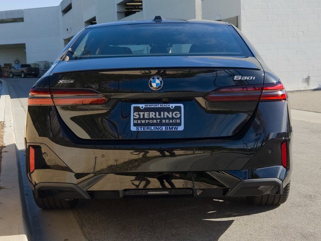 New 2026 BMW 530i xDrive w/ Executive Package image 6