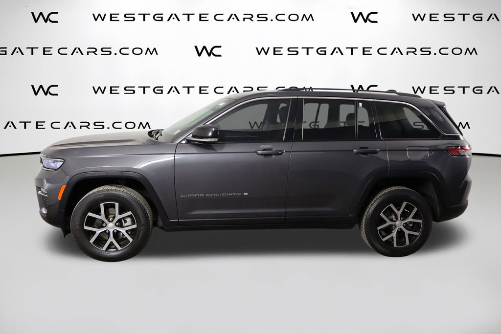 Used 2023 Jeep Grand Cherokee Limited RWD image 5