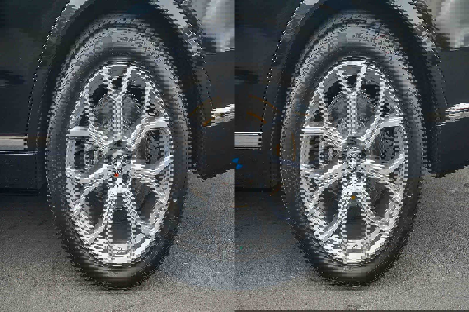 Used 2023 BMW X7 xDrive40i image 10