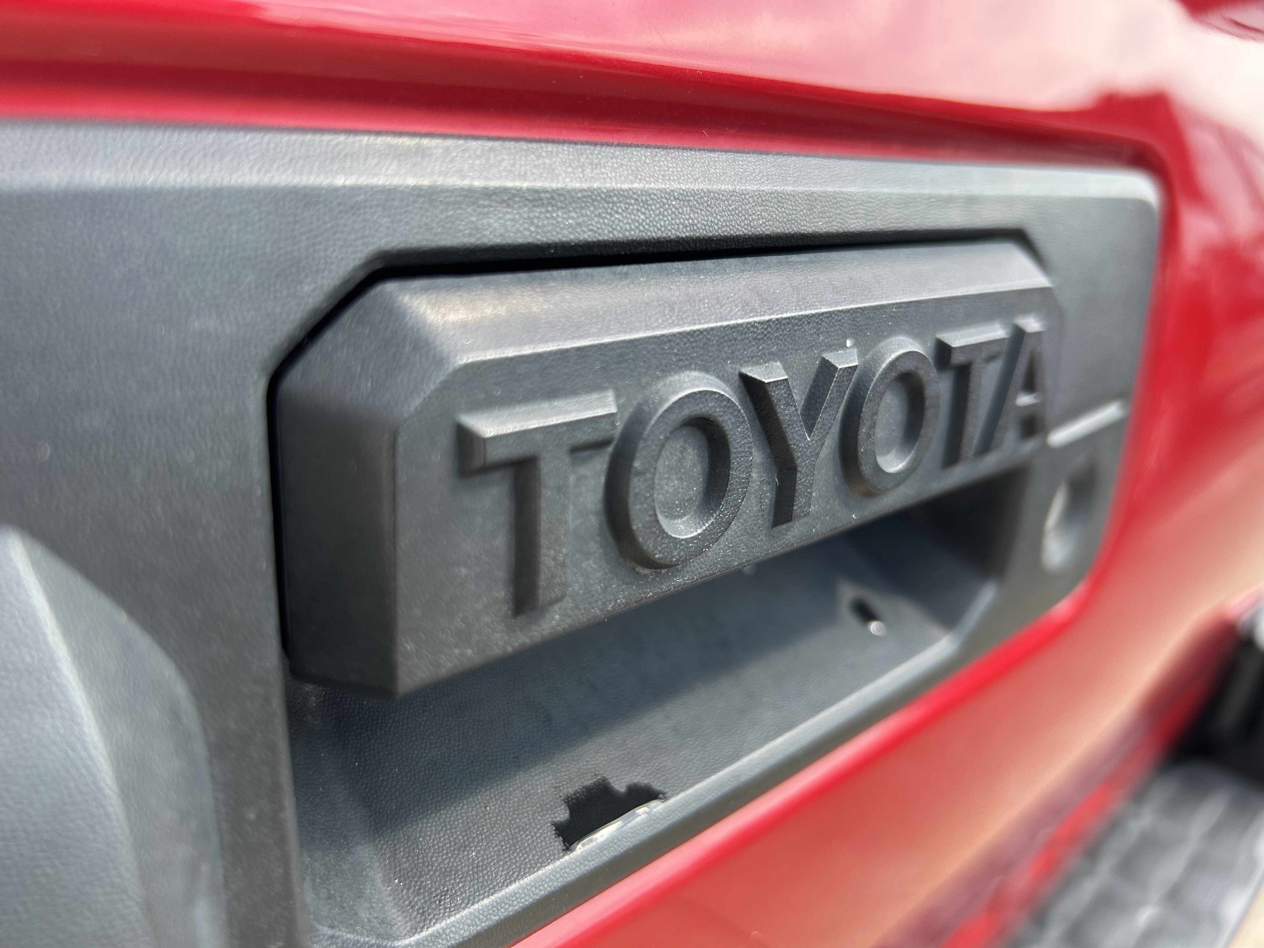 Used 2020 Toyota Tacoma TRD Sport w/ Technology Package AWD/4WD image 7