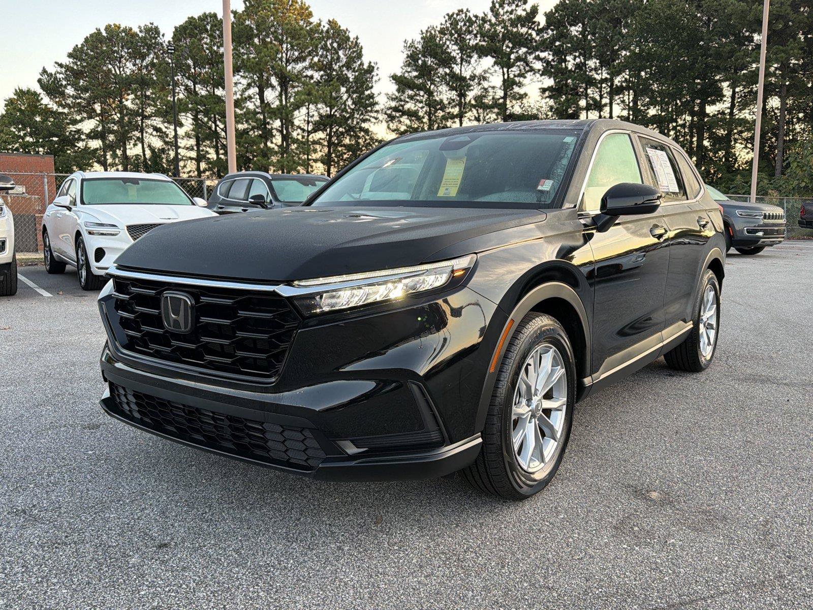 Used 2025 Honda CR-V EX image 2