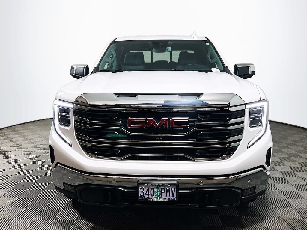 Used 2023 GMC Sierra 1500 SLT w/ SLT Premium Plus Package AWD/4WD image 2