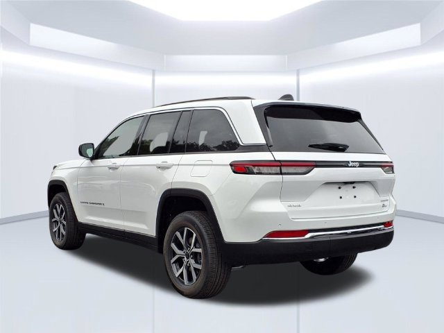 New 2027 Jeep Grand Cherokee Laredo X AWD/4WD image 11