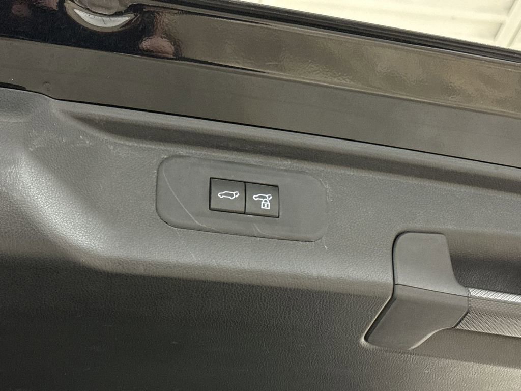 Used 2025 Toyota Grand Highlander FWD image 30