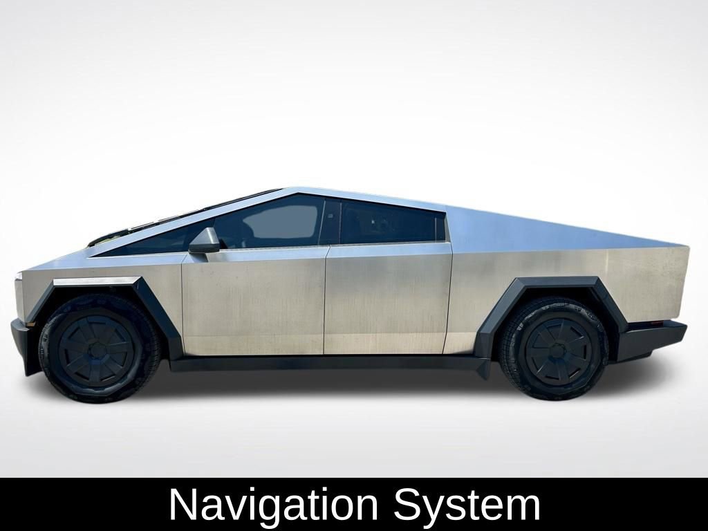 Used 2025 Tesla Cybertruck AWD Crew Cab image 8