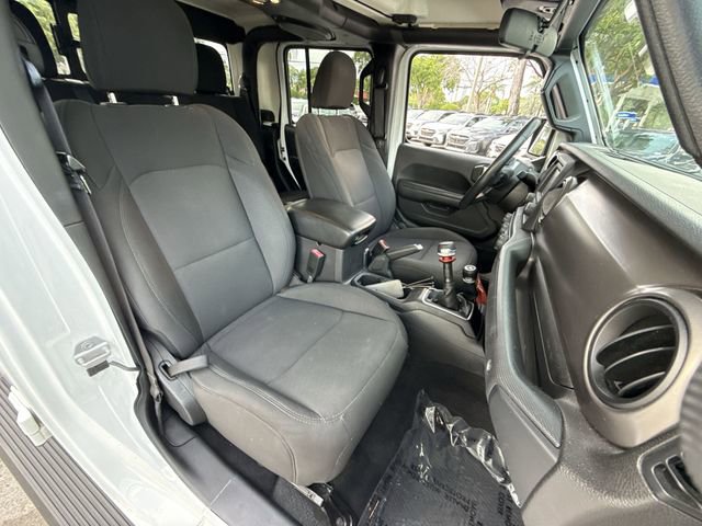 Used 2020 Jeep Gladiator Sport w/ Quick Order Package 23S AWD/4WD image 25