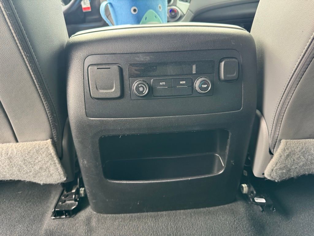 Used 2020 Chevrolet Tahoe LT image 31